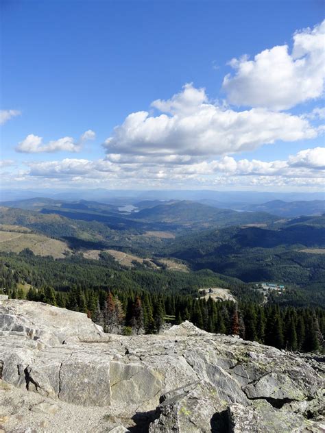 Mt spokane - Mount Spokane Summit - Saddle Junction Trail. Try this 4.5-mile loop trail near Mead, Washington. Generally considered a moderately challenging route, it takes an average of 2 h 17 min to complete. This …